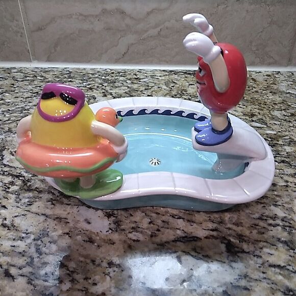 M & M's Ceramic Swimming Pool w/ Diving Board Shaped Candy Dish By Mars - Picture 5 of 9